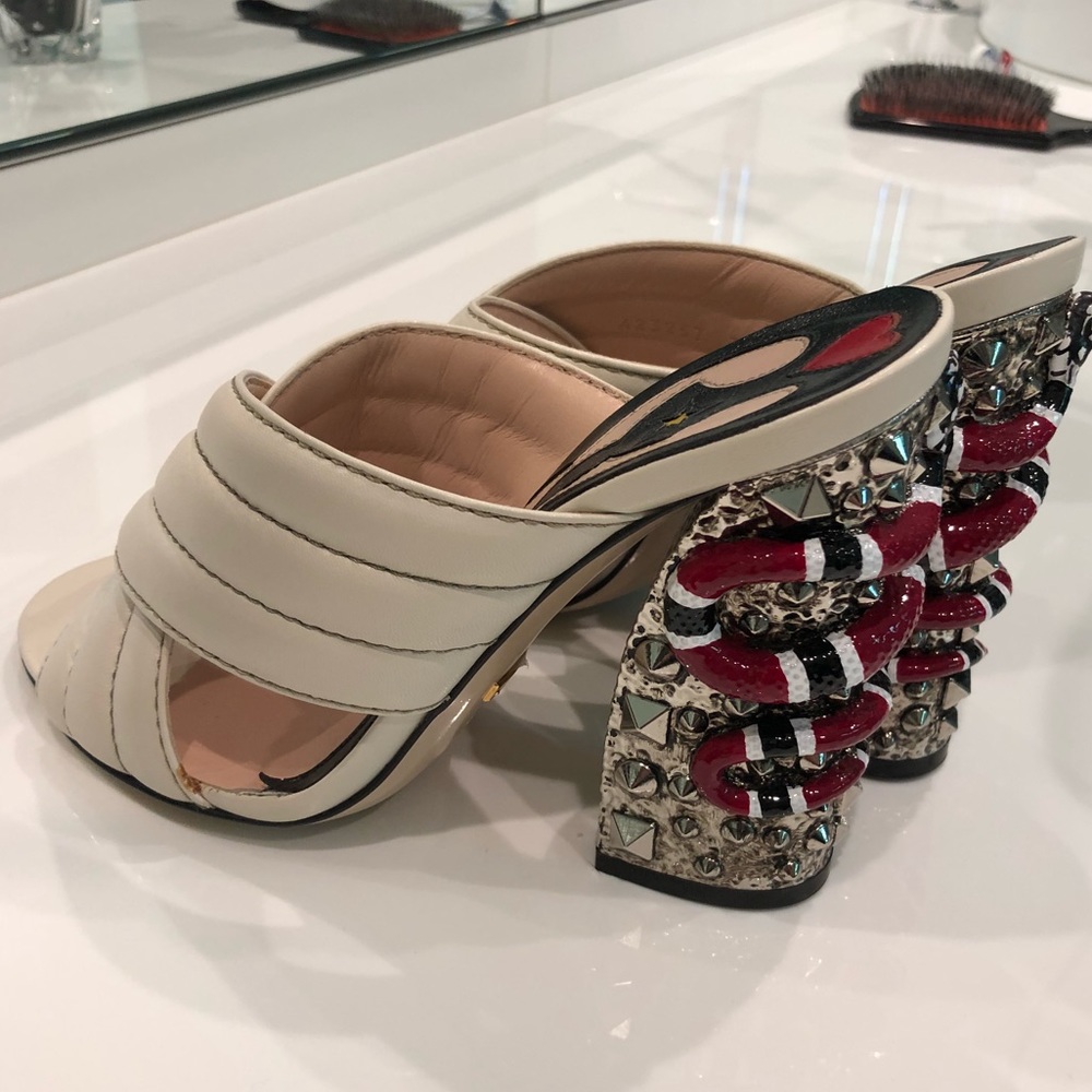 Gucci Webby Snake Heel / Mule 100% Authentic. Dust bags, no box. True to size.